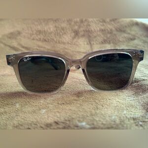 Ray-Ban 4323 sunglasses - clear